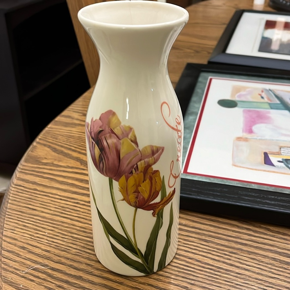 Beige vase
